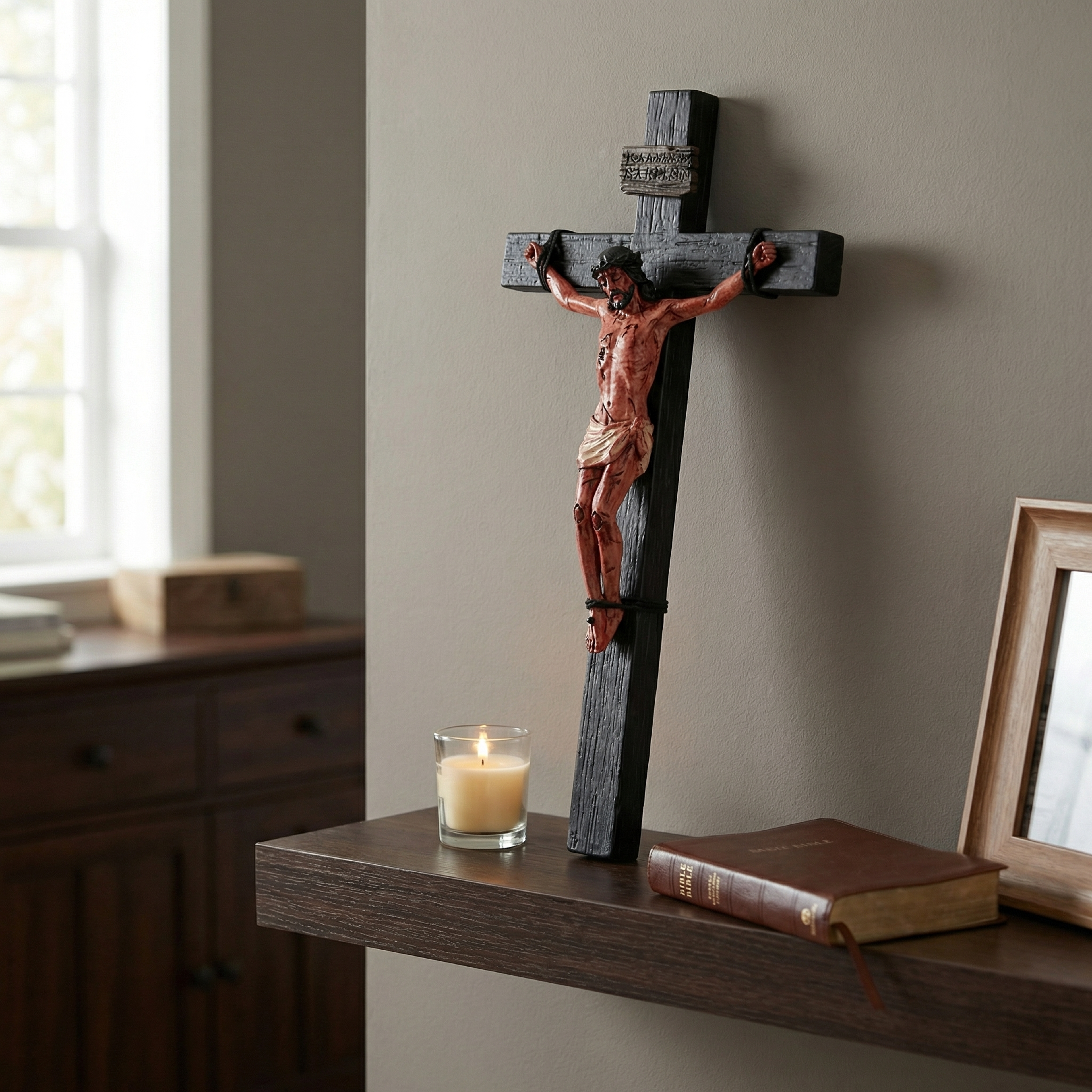 ✝️ Jesus Crucifix Statue – Hand-Painted Resin Christian Home Decor